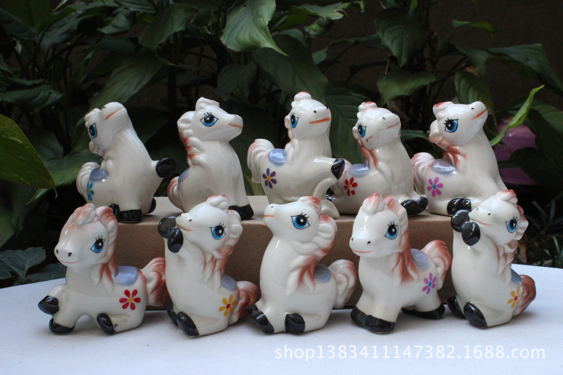 两元店里的“庙会明星” C013马摆件与民间工艺品的烟火气